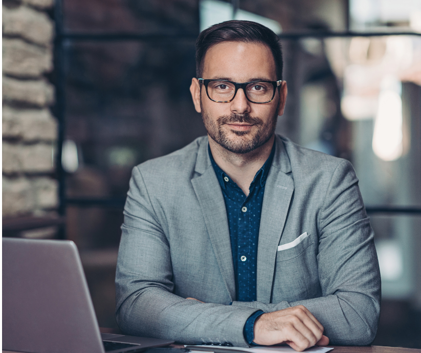 lacademie-du-marketing-programme tableau blanc avec des plans d'action